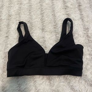 alo yoga sports bra